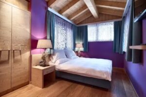 Residence Color Home Suite Apartment