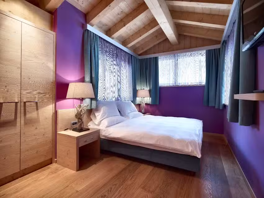 Residence Color Home Suite Apartment