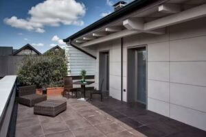 RESIDENCE GREEN SUITES