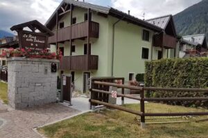 Residence Rta La Rosa Delle Dolomiti