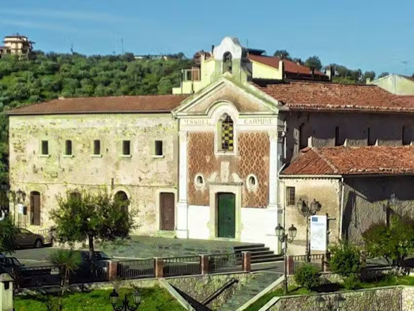 Residence – Sentieri nella Roccia