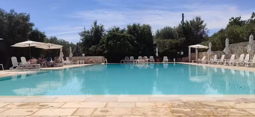 Residenza Aurora – Piscina pubblica e Case Vacanze tra Ostuni e Martina Franca