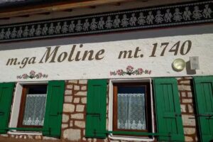 Rifugio Adriana malga Moline