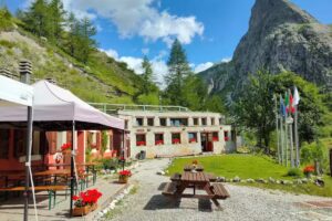 Rifugio Campo Base