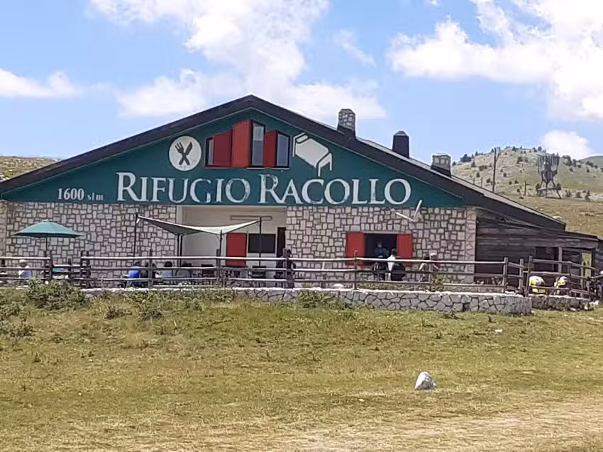 Rifugio di Lago Racollo
