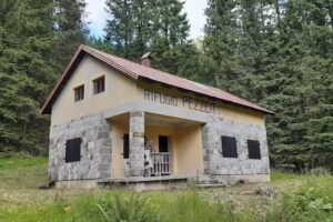 Rifugio forestale Pezzeit