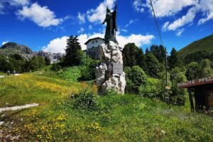 Rifugio Ratti Cassin