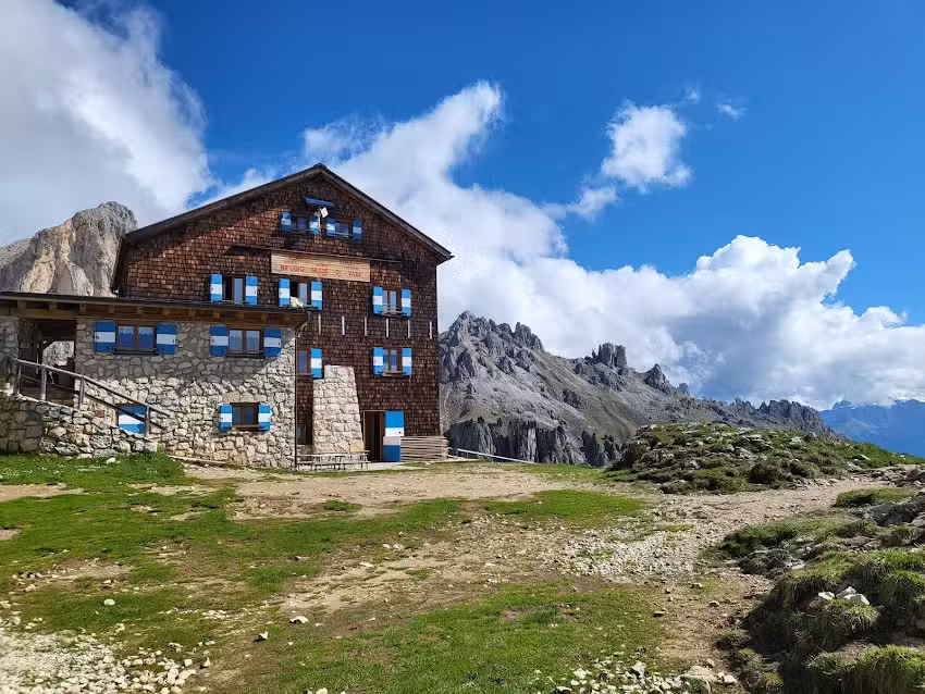 Rifugio Roda di Vaèl – SAT