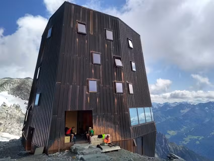 Rifugio Sasso Nero