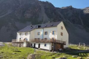 Rifugio Serristori Alla Vertana