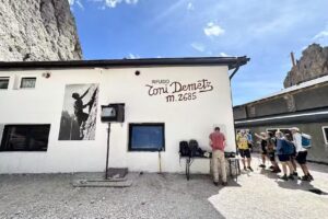 Rifugio Toni Demetz Hütte – Forcella del Sassolungo (bz)