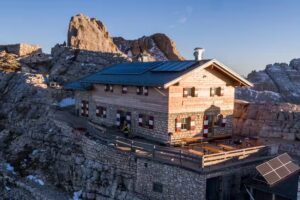 Rifugio Torre di Pisa