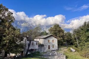 Rifugio Uschione – Ristoro e Pernottamento