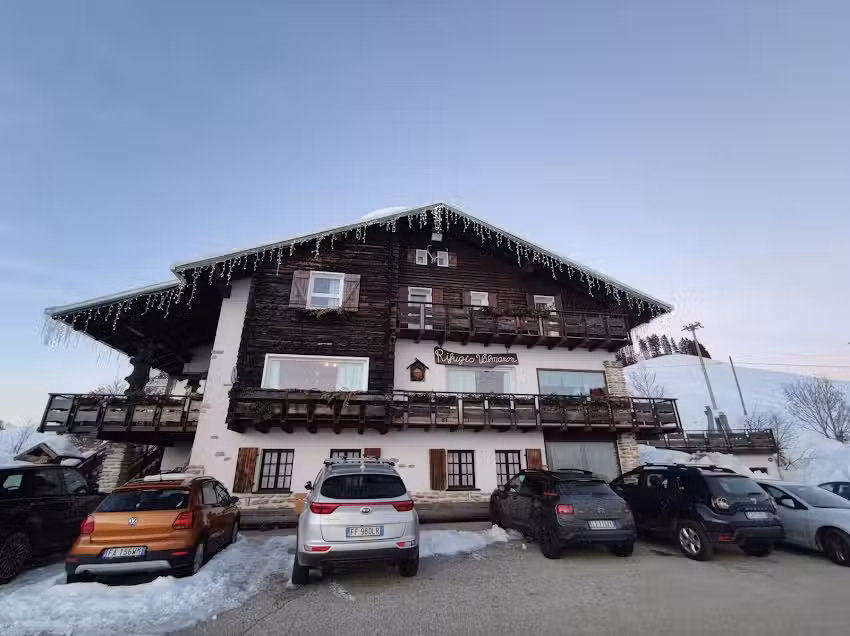 Rifugio Valmaron