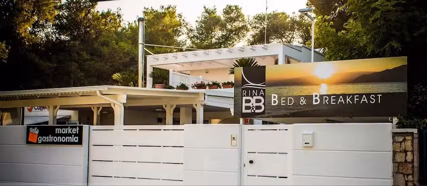 Rina B & B