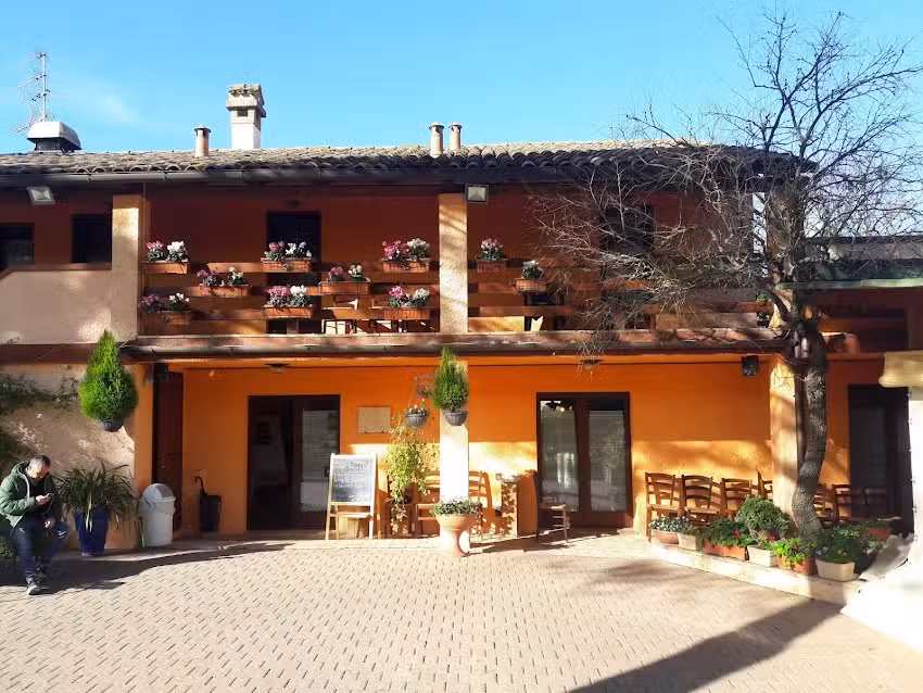 Ristorante Agriturismo Casale Il Gallo Bianco