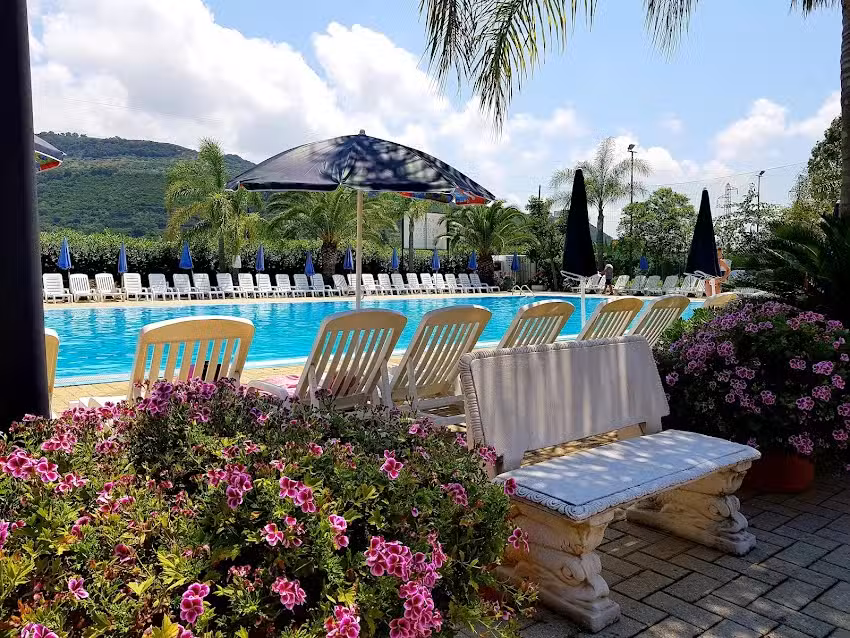 Ristorante Kavani – Piscina – pizzeria – affittacamere