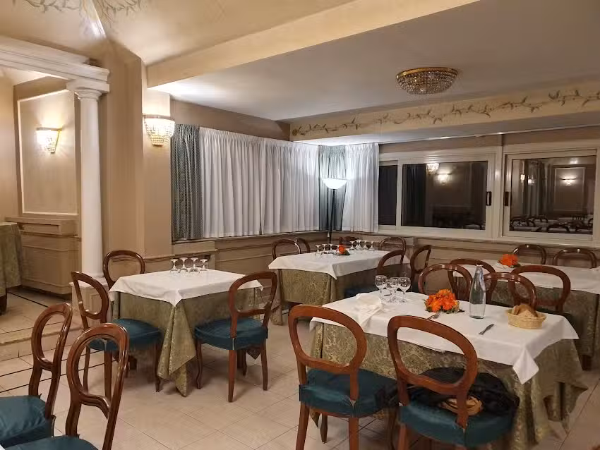 Ristorante Monte Artemisio – Villa Artemis Monte Artemisio Resort