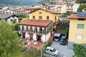 Ristorante Pizzeria La Lucciola Ostello Trentapassi