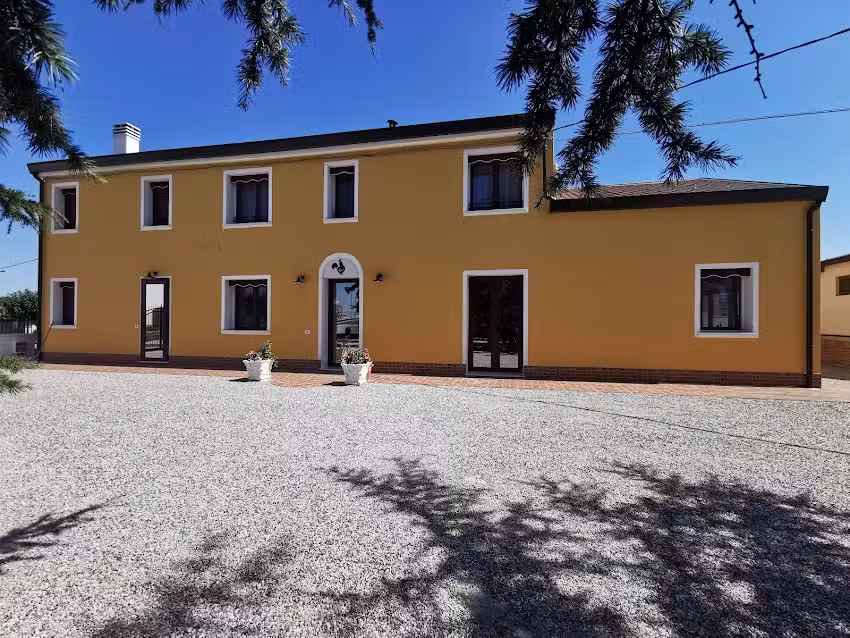 Riva del Gallo Hotel con Ristorante