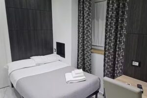 Rooms Vico Giunti
