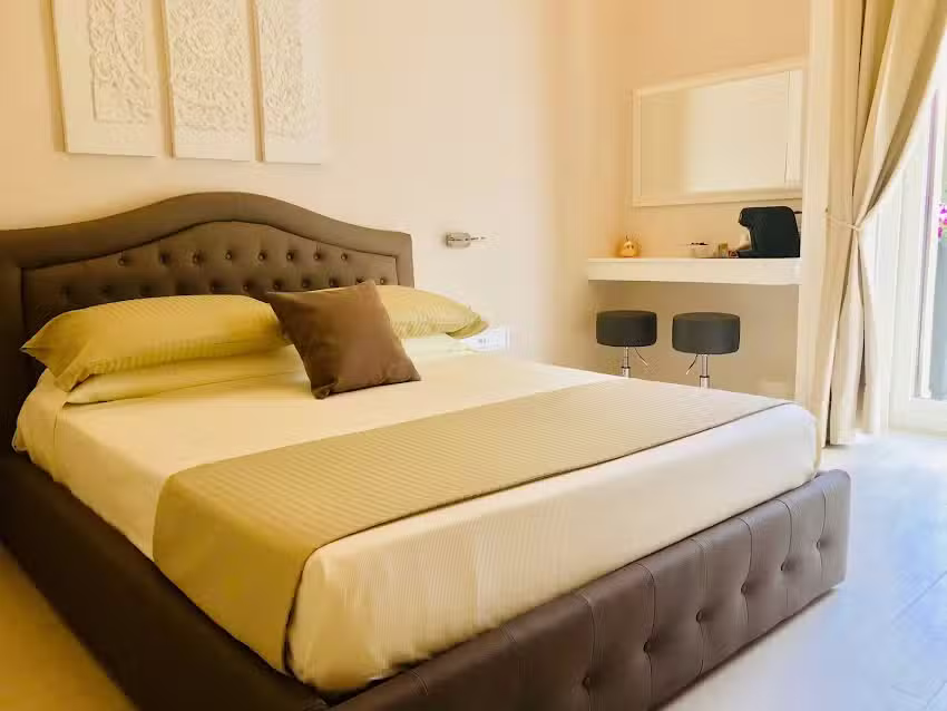 Royal Rooms Napoli | Suites & Camere di Lusso – B&b