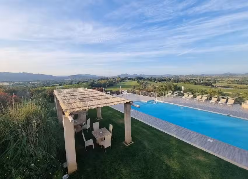 SACUBA Restaurant & Resort