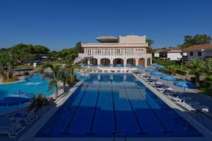 Santa Monica Resort & Village