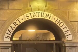 Smart Station Hotel