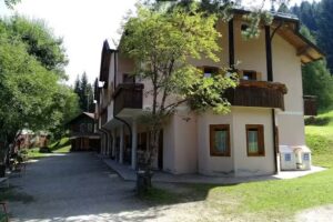 Soggiorno Stella Mattutina (Villa Clarenzia) – loc. Pian de Sembole