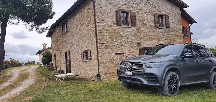 Spacious Mansion in Sant’angelo in Vado With Pool