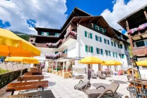 Sport Hotel Enrosadira