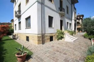 Stay Bergamo Guesthouse