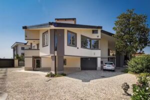 Stella House B&B + Free park