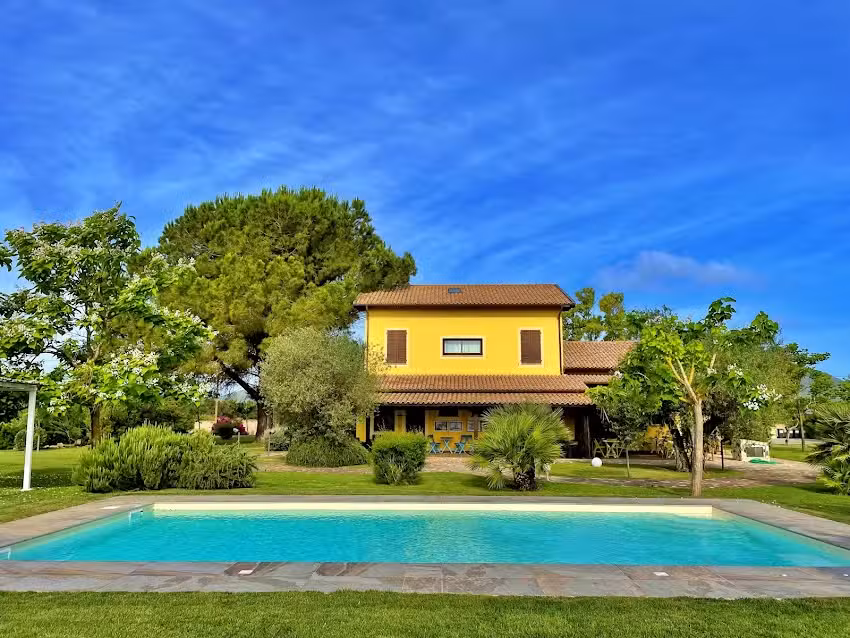 Su Passu Country House