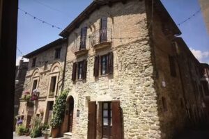 Suite romantica nel borgo di Castelleone, vicino a Deruta, Perugia, Assisi, Bevagna, Montefalco
