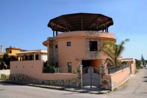 Sun Tower Beach Apartments