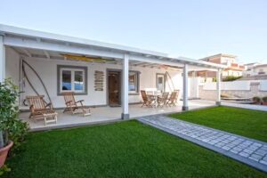 SURF AND WINDSURFER HOUSE ANZIO SRL