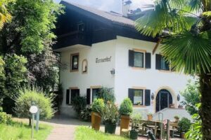 Tannerhof Bed & Breakfast