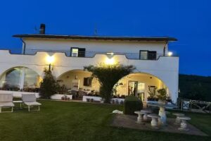 Tenuta Le Mandorlaie Vineyard agriturismo in Scansano