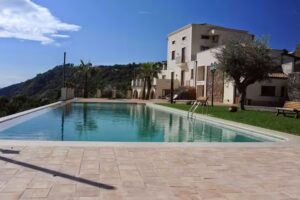 Tenuta Santa Tecla charming hotel in sicilian farm