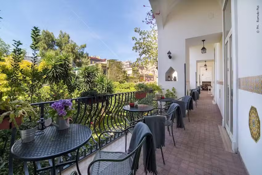 The Bellini House by House In Naples