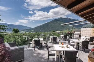 Tirolerhof – Pension & Apartments