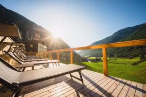 TONZHAUS | Hotel & Pizzeria