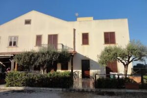 Torre Sances Holiday Apartment