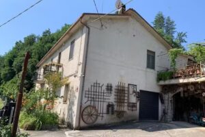 Tra Fiori e Antichità