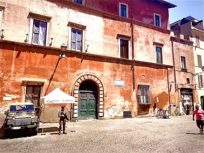 Trastevere Colors Relais