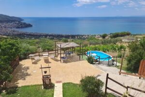 Una terrazza sul mare