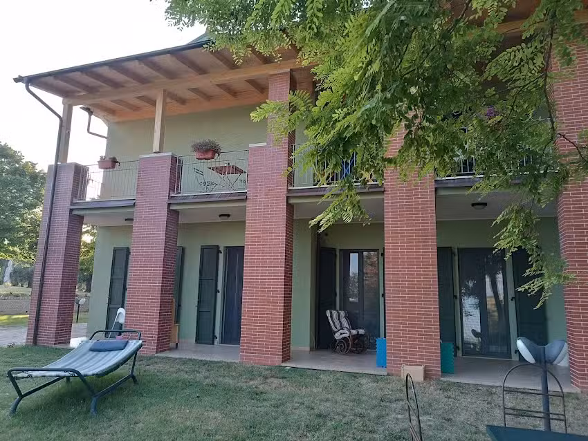 Vallely la collina sul mare