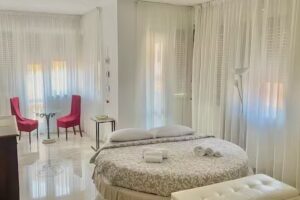 Via Del Corso Room & Suite